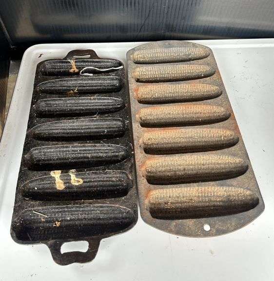 Cast Iron Cornbread Pans - Set of 2 image