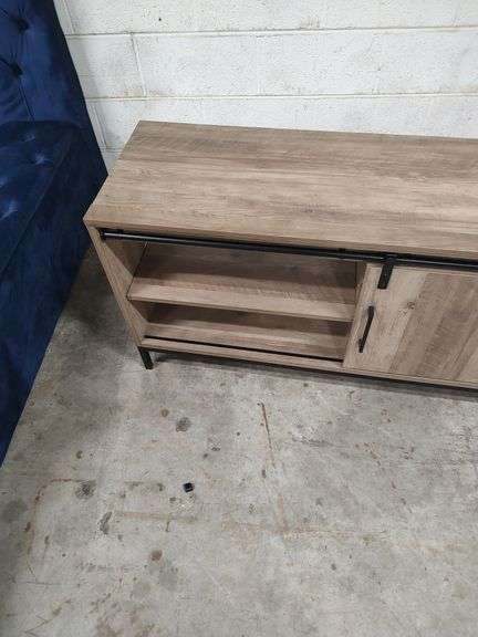 FARMHOUSE TV STAND WITH SLIDING BARN DOOR - 48X16X24 -