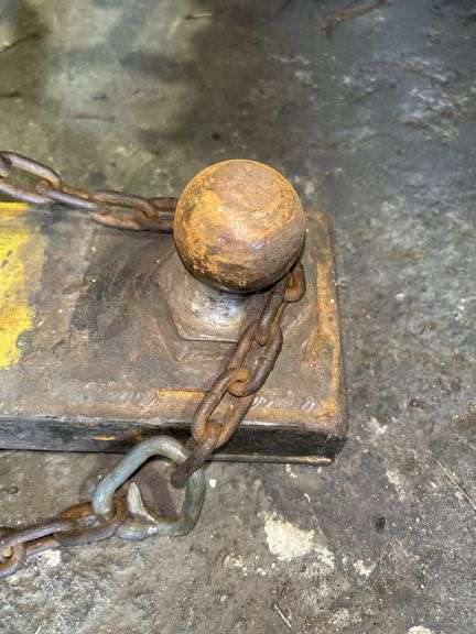 Metal Pole Anchor with Chain