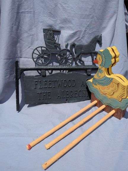 Decorative Apple Paper Towel Holder, Horse Carriage Sign, Duck and Lady Plate