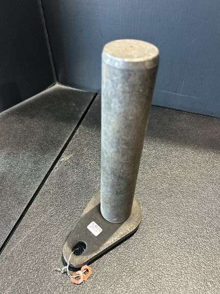 Heavy Duty Metal Pin with Attachment Plate image