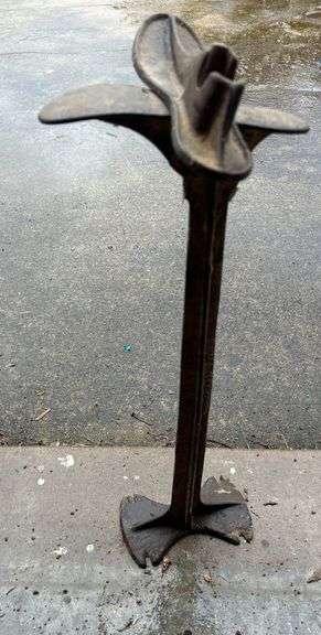 Cast Iron Shoe Repair Stand image
