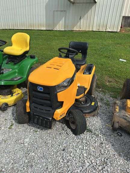 L16- CUB CADET RIDING MOWER image