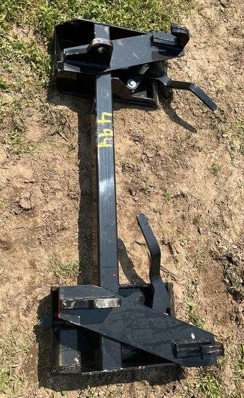 L5 - EURO SKID STEER QUICK ATTACH ADAPTER image