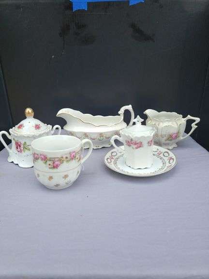 Floral Patterned Porcelain Tea Set image