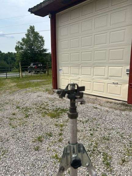 Aluminum Tripod Sprinkler with Extras