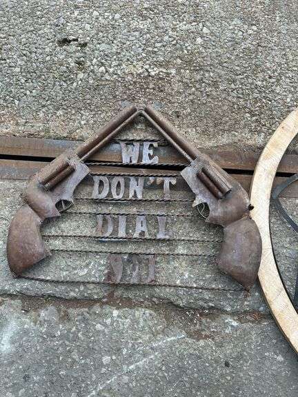 Western Style Metal Wall Decor