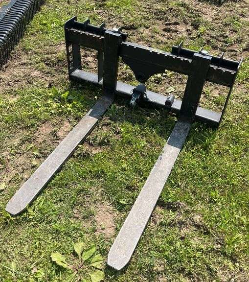 L5 - QUICK ATTACH PALLET FORKS image