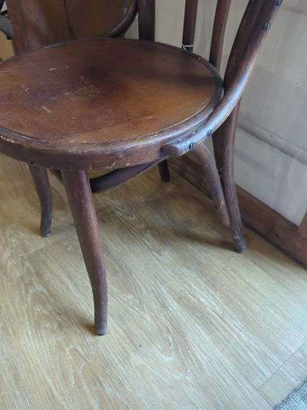 Bentwood Chair with Bird Pillow