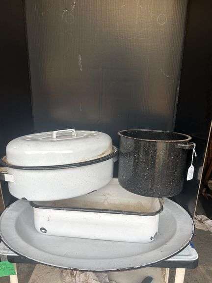 Speckled Enamelware Cooking Set image