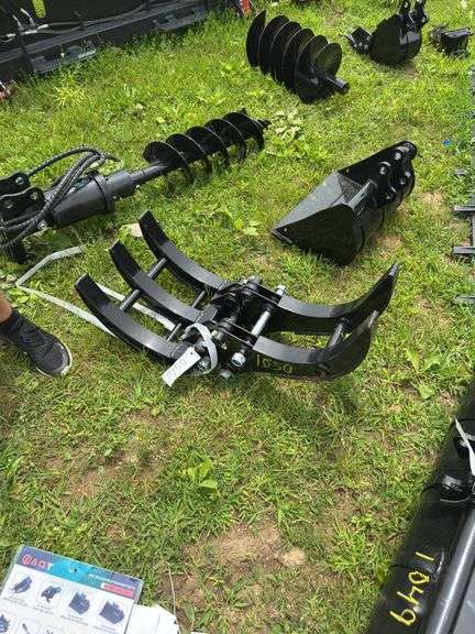 L3-MINI EXCAVATOR GRABBER image
