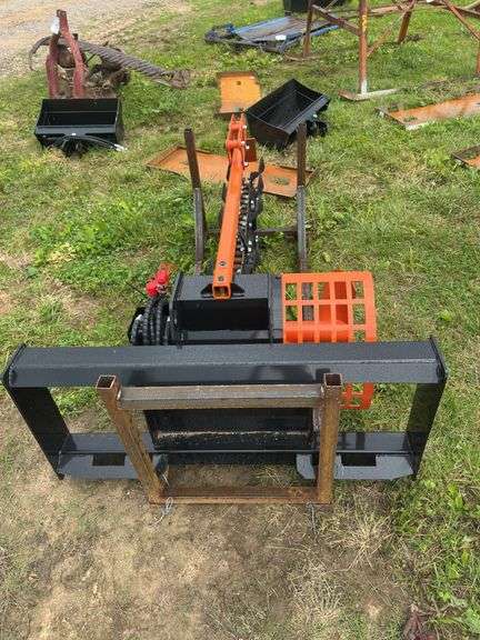 L4-SKID STEER TRENCHER ATTACHMENT image