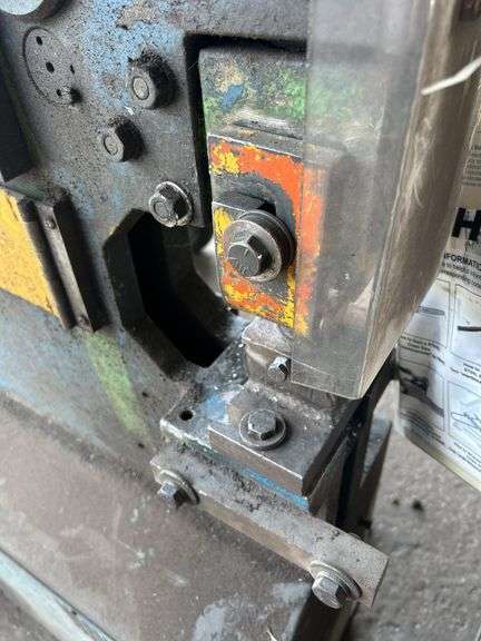 Mubea HPS 350L Ironworker