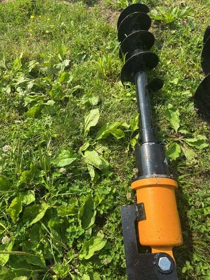 L6-MINI EXCAVATOR AUGER ATTACHMENT image