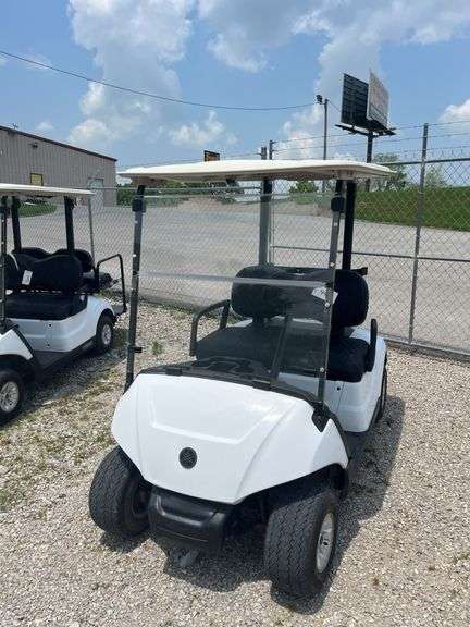 L16- 2019 YAMAHA GAS GOLF CART image