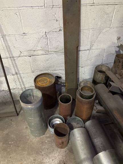 Assorted Metal Pipes & Tubing