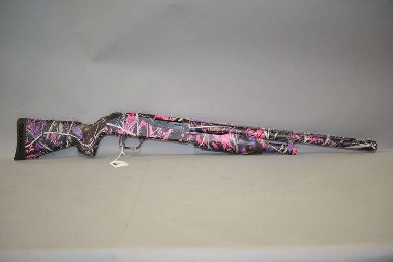 Mossberg Model 510 Pump Action Shotgun, image