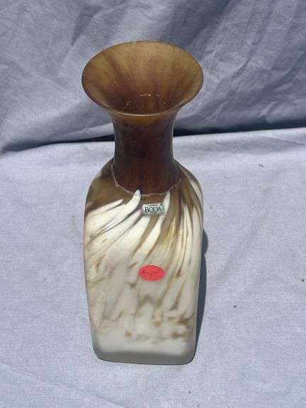 Boda Handmade Art Glass Vase - Sweden