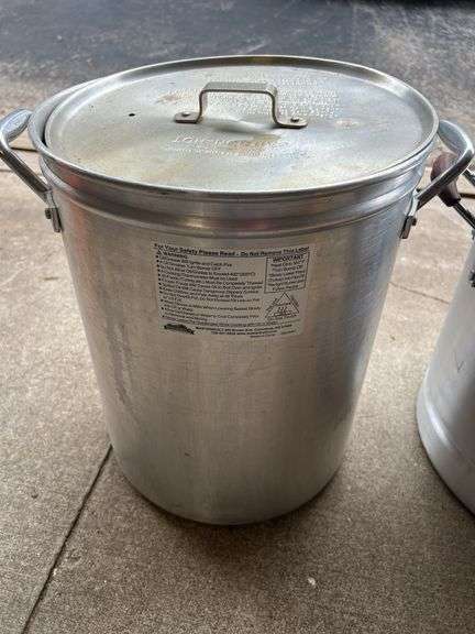 IMUSA Aluminum Stock Pots (2)