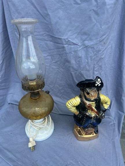 PIRATE WHISKEY DECANTER - LAMP image