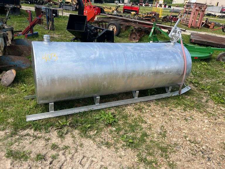 L6- 550 GAL FUEL TANK image