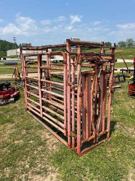 L5- CATTLE CHUTE image