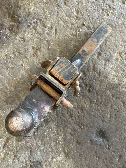 Adjustable Trailer Hitch Ball Mount