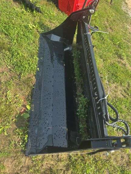 L5-SKID STEER 4 IN 1 BUCKET ATTACHMENT image