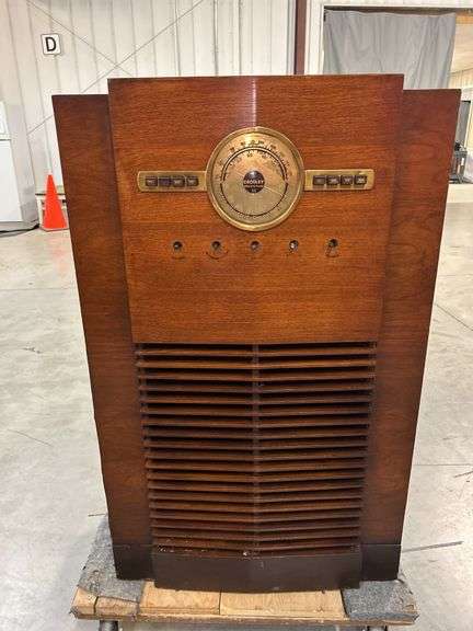 Crosley Prestotune 11 Radio image