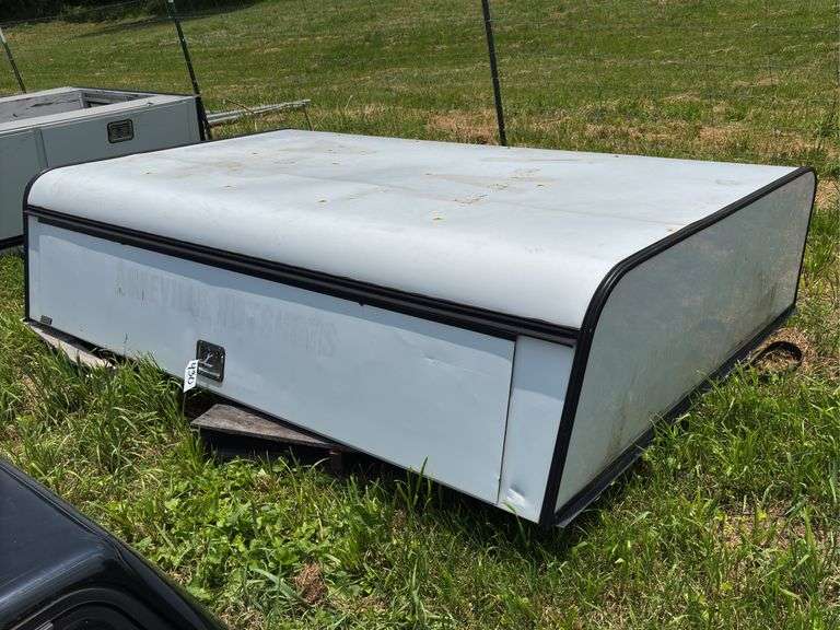 L18- CAMPER TOP image