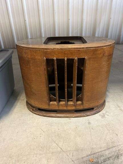 Radio Cabinet - Wooden Console image
