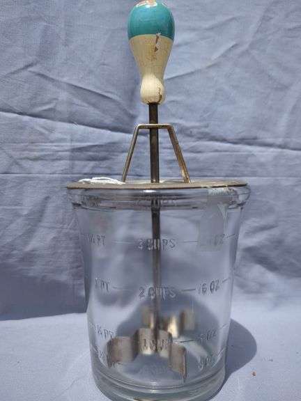 A & J Jar Hand Mixer image