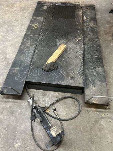 Automotive Vehicle Lift