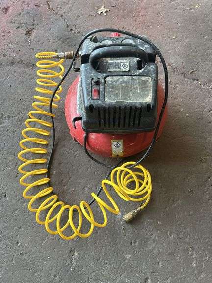 Central Pneumatic 3 Gallon 100 PSI Air Compressor