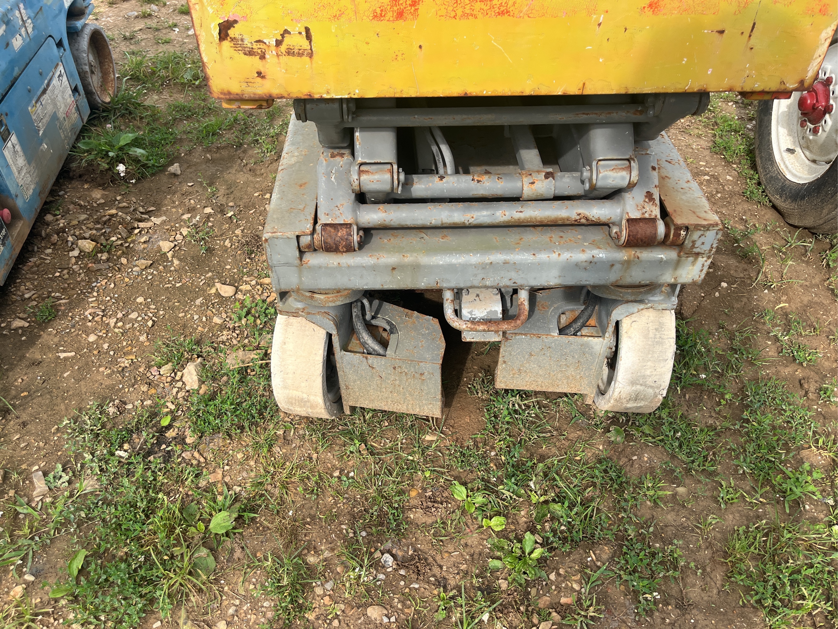 Lot image 10