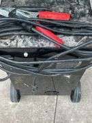 DieHard 200 Amp Manual Battery Charger and Engine Starter