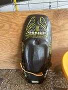 O'Brien Black Magic Retractable Fin System Kneeboard