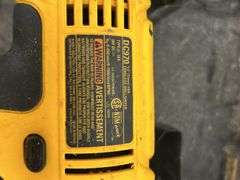 DeWalt 18V Cordless Drill Kit