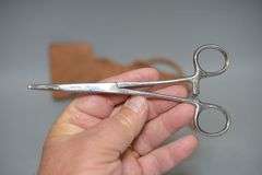 Case XX Blackhorn 3.5 Lock Blade Knife & Curved Hemostatic Locking Forceps With Leather Case,