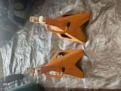 Pair of 3-Ton Wilmar Jack Stands