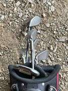 Top Flite Golf Bag with Assorted Clubs