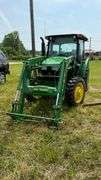 JOHN DEERE TRACTOR 5075E