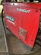 Lincoln Electric 4510 Torchmate Cutting Table