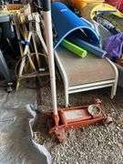 Central Hydraulics Floor Jack