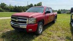 2011 CHEVROLET SILVERADO PICKUP TRUCK(HAS REBUILT TITLE)
