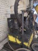 Parker Hydraulic Crimping Machine TH18-D206 on Cart with Accessories