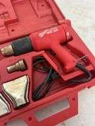 Milwaukee Variable Temperature Heat Gun Kit