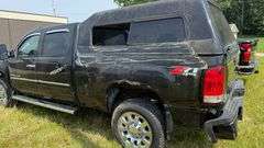 2011 GMC DENALI HD PICKUP TRUCK (NO TITLE-PARTS ONLY)
