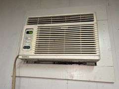 GoldStar Window Air Conditioner