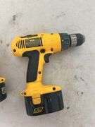 DeWalt DW991 Drill & DW906 Flashlight